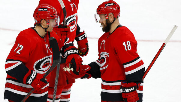 Carolina Hurricanes bauen Serie aus