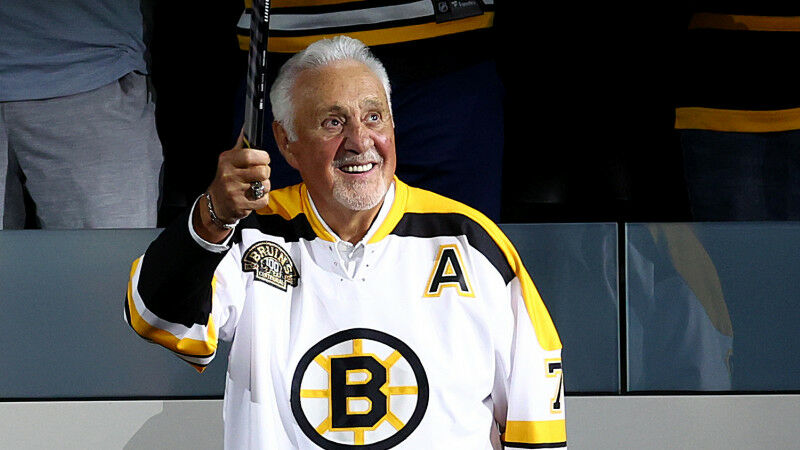 #7: Phil Esposito - 717 Tore
