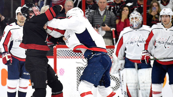 NHL: Superstar Alex Ovechkin schlägt Rookie k.o.