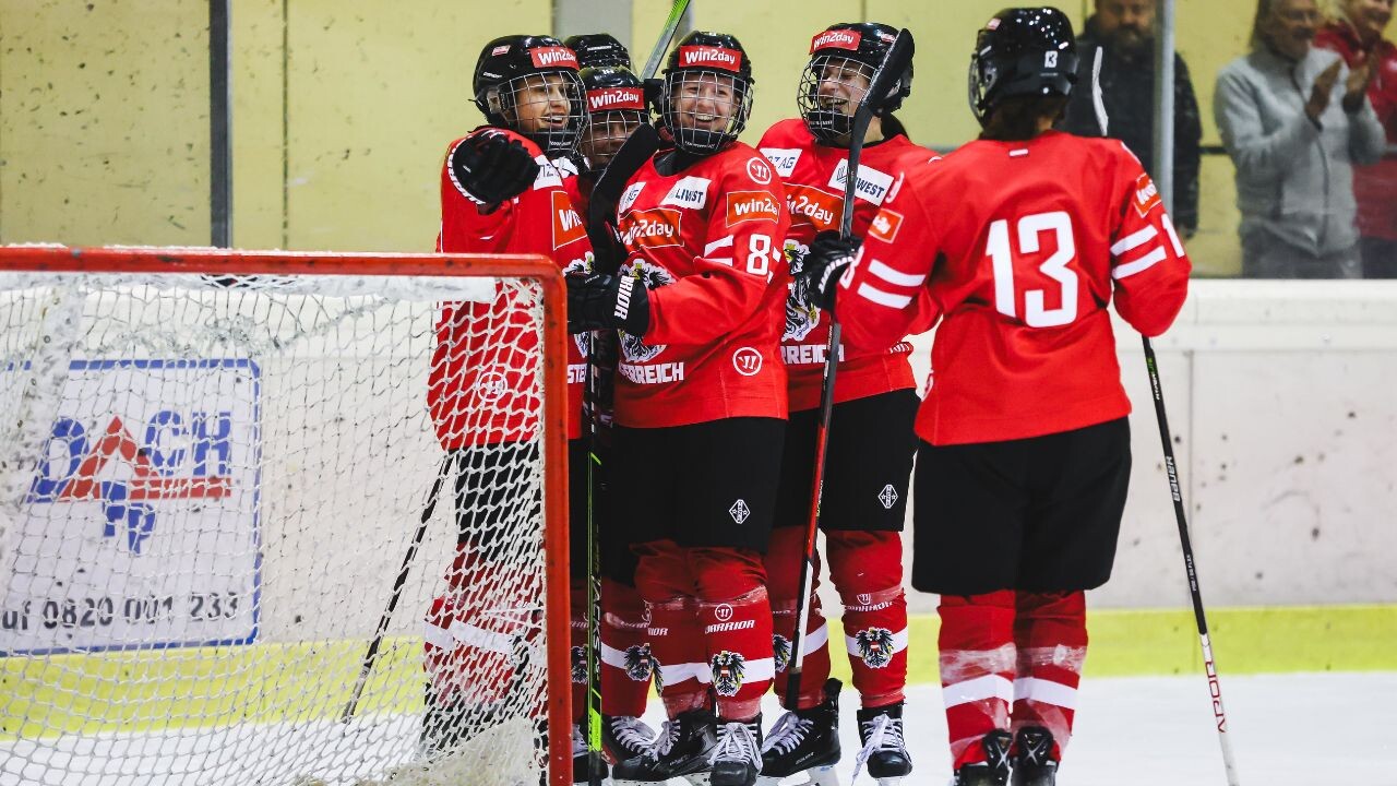 Eishockey ÖEHVFrauen starten eindrucksvoll in die BWM in China
