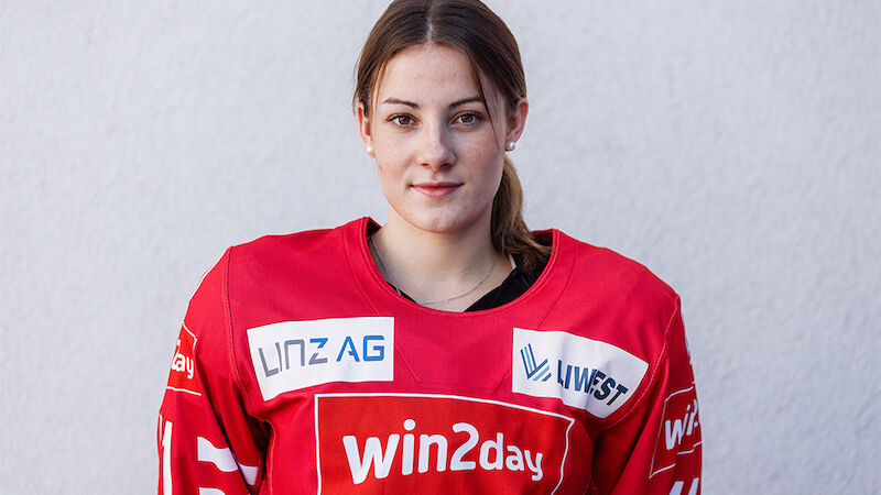 #11 - Emma Hofbauer