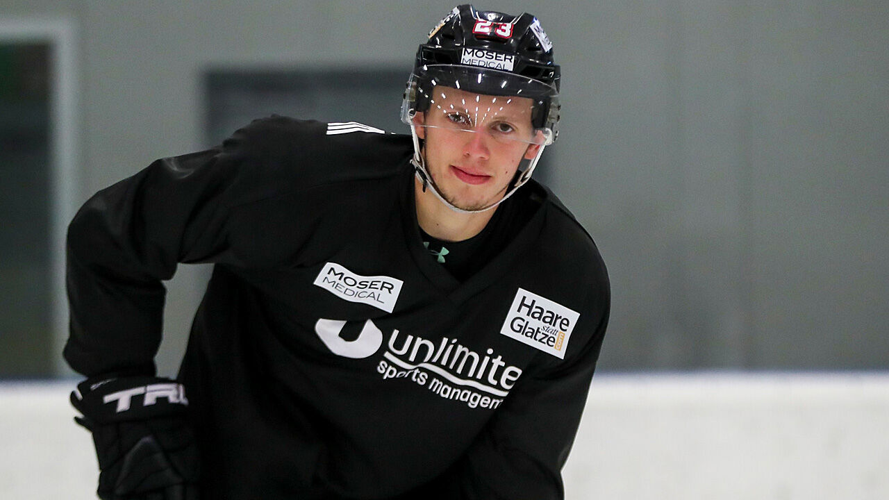 Eishockey: Jungstar Marco Rossi als Trainingsgast bei ...