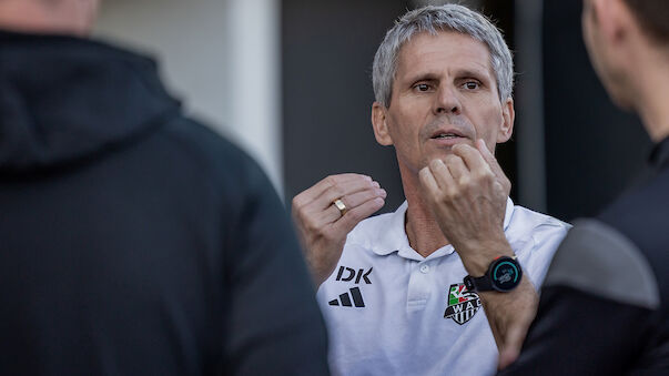 Didi Kühbauer sieht gegen Sturm Graz Rot!
