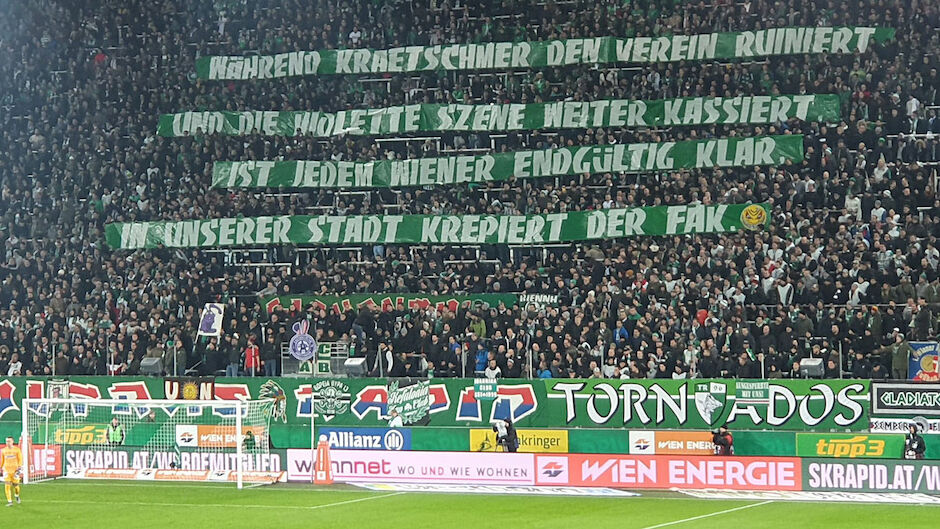 Wiener Derby RapidFans machen sich über die Austria lustig Fussball