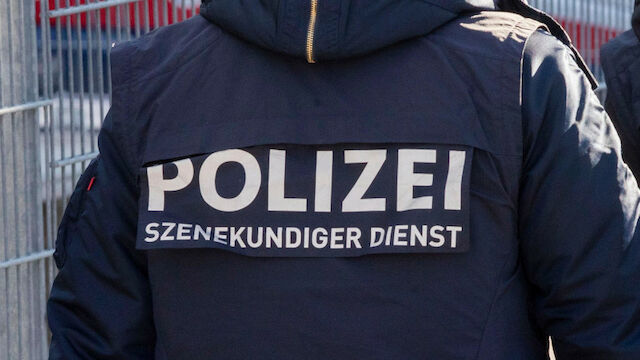 Sachverhaltsdarstellung nach Plakaten mit Senats-Mitgliedern