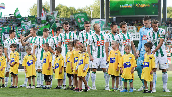 SK Rapid mit historischer Elf zum ersten Sieg