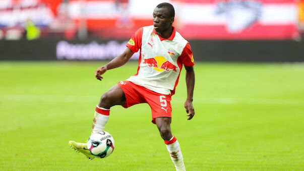 So lange fehlt Diabate Salzburg nach Rot im Spitzenspiel