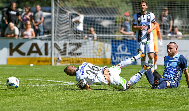 Sturm müht sich in die nächste Cup-Runde