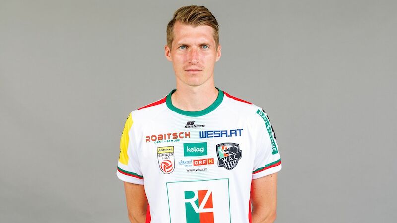 WOLFSBERGER AC: Simon Piesinger
