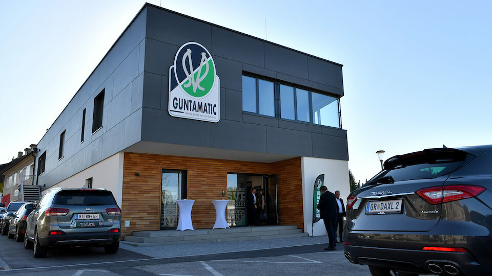 Die ersten Bilder vom neuen Trainingszentrum der SV Ried