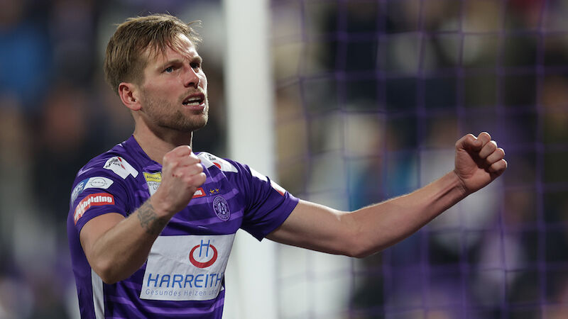#10 - Alexander Grünwald