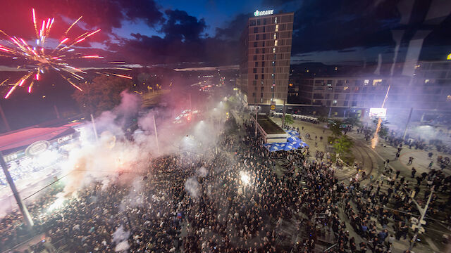 Die besten Bilder: Sturms Party-Nacht vor dem Stadion
