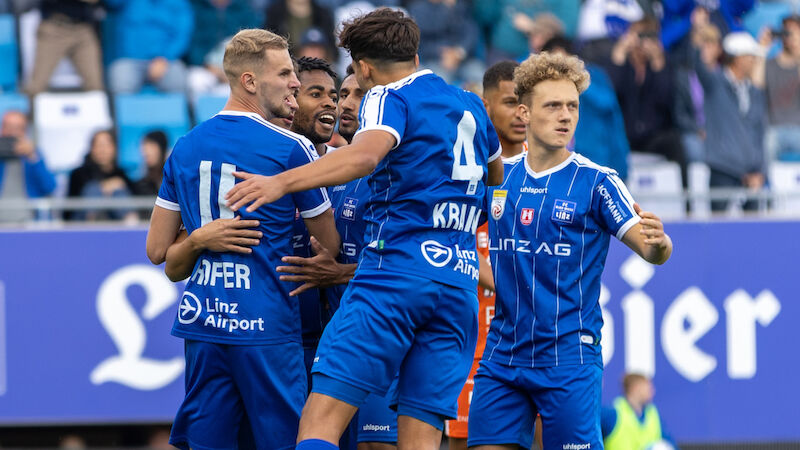 #42 - FC Blau-Weiß Linz