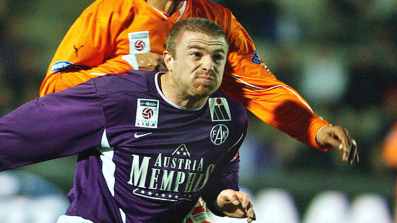 #17 - Raymond Kvisvik