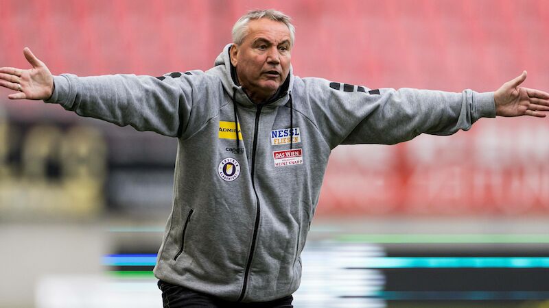 #5 - Peter Pacult (Austria Klagenfurt)