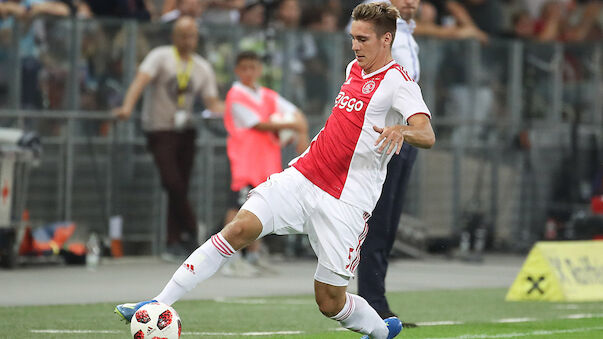 Wöbers Ajax fixiert Achtelfinale