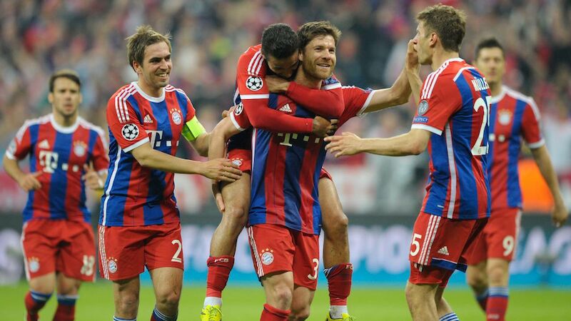 #25 - Xabi Alonso