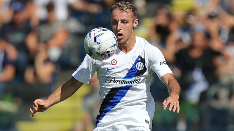 #16 Davide Frattesi