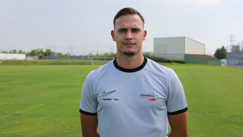 Karlo Lalic (22)