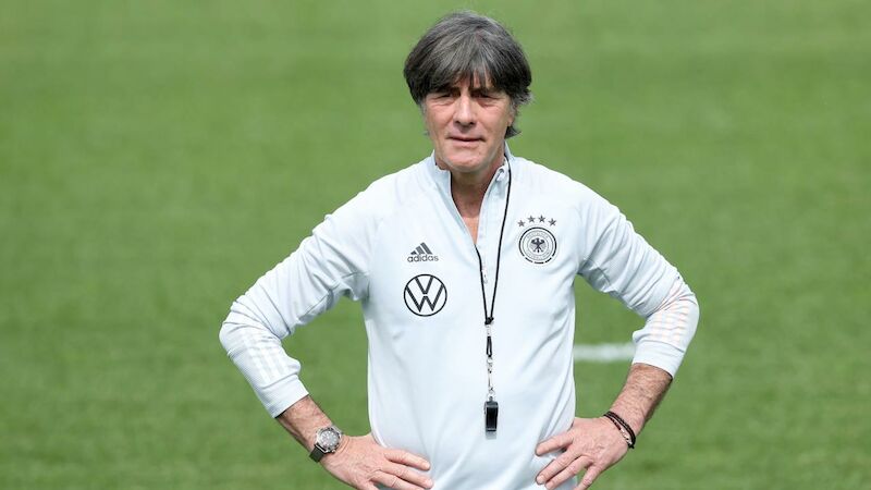 Joachim Löw (64)