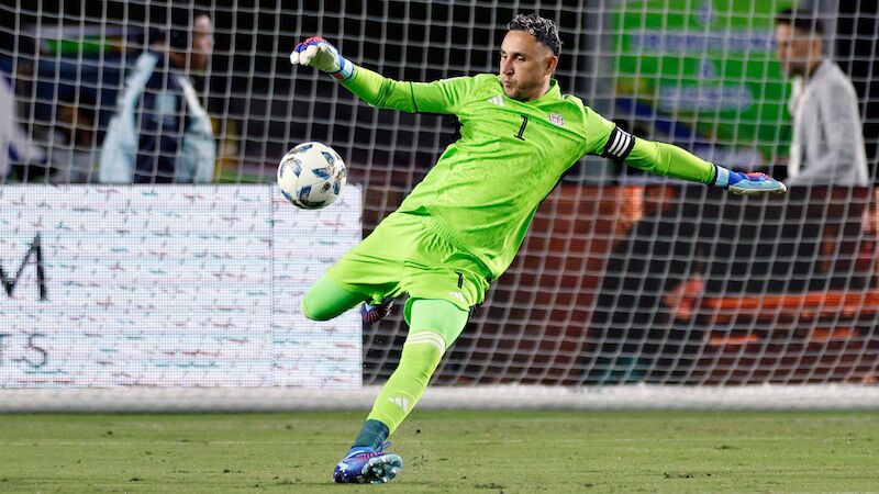 Keylor Navas (37)