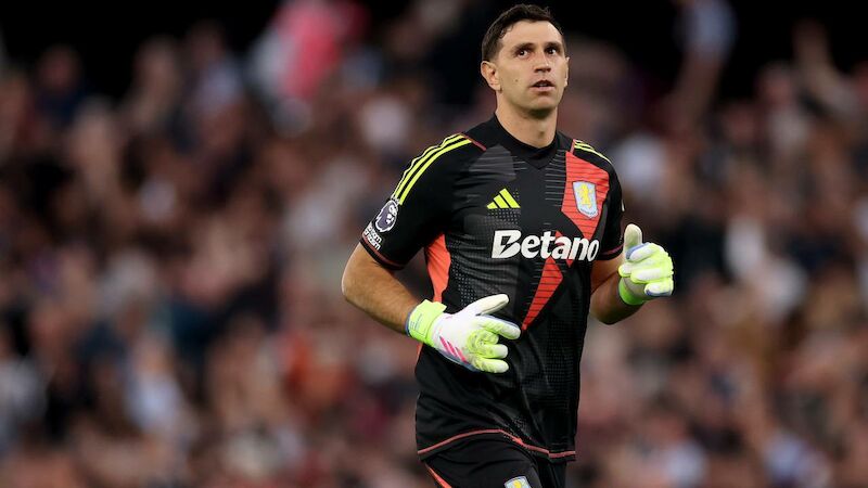 #17 - Emiliano Martinez - 5.355 Minuten