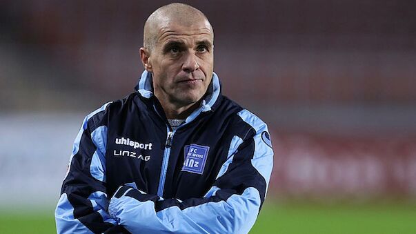 Schmidt bleibt Trainer von Blau-Weiß Linz