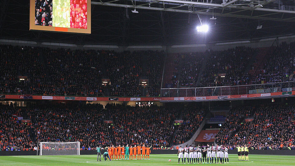 Gedenkminute für Cruyff bei Holland-Frankreich