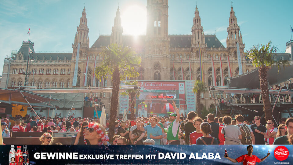 Fans-Pics vom Rathausplatz: Österreich-Ungarn
