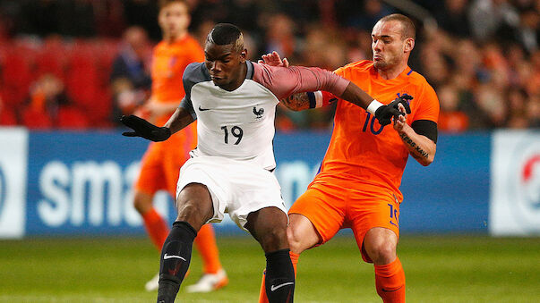 Frankreich schlägt Holland bei emotionalem Test