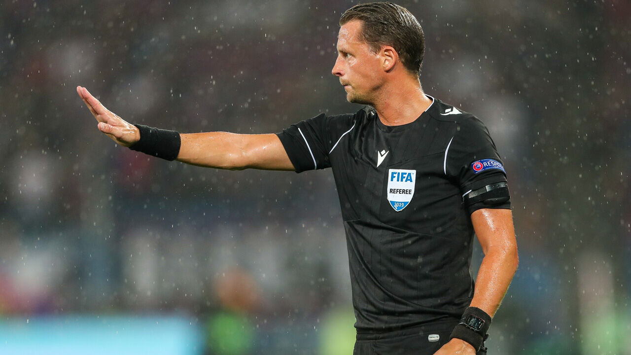 Schwede Ekberg leitet Österreichs EM-Spiel gegen ...