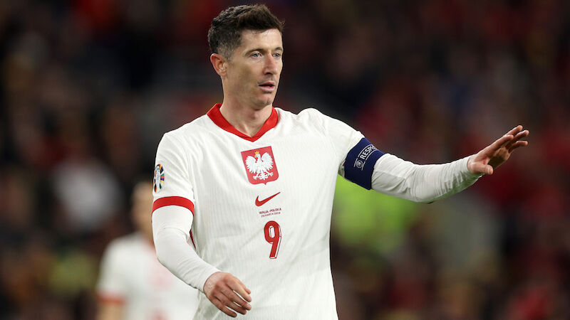 Robert Lewandowski (35)