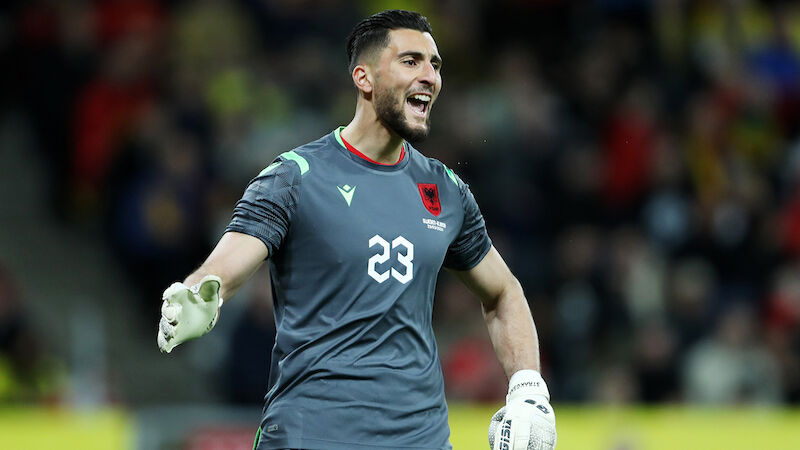 Thomas Strakosha (29)