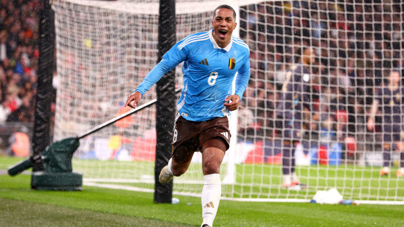 Youri Tielemans (27)