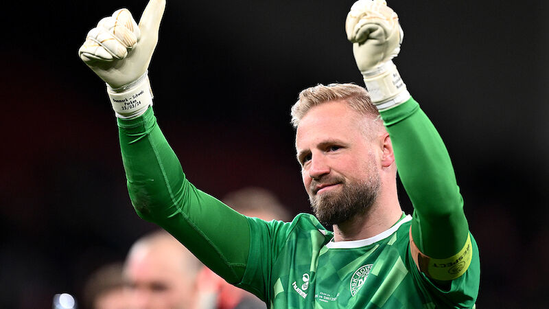 Kasper Schmeichel (37)