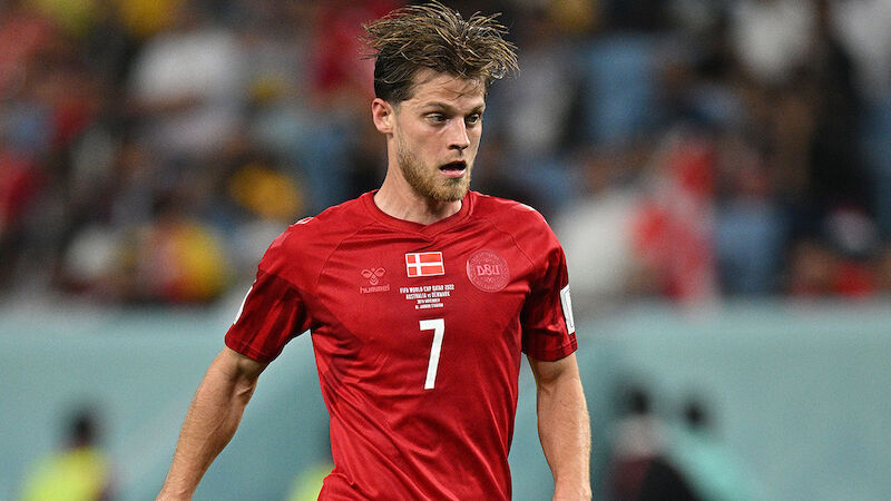 Mathias Jensen (28)