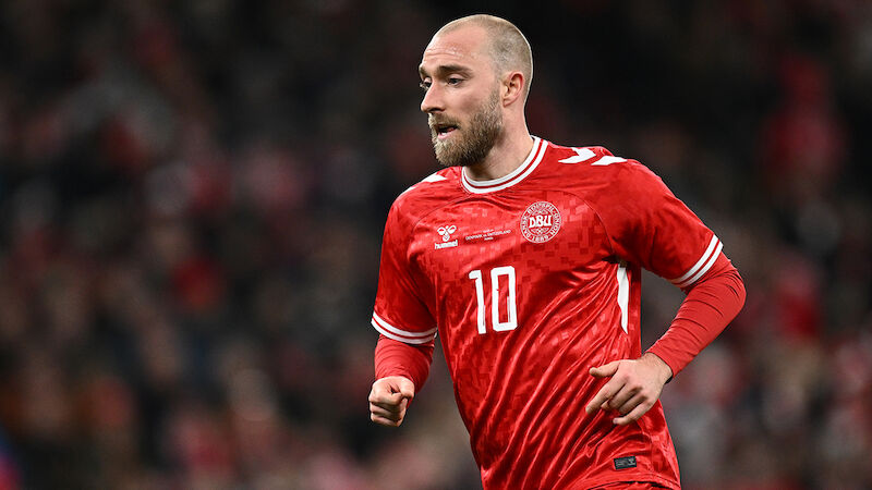 Christian Eriksen (32)