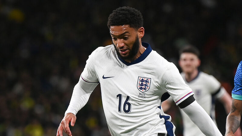 Joe Gomez (27)