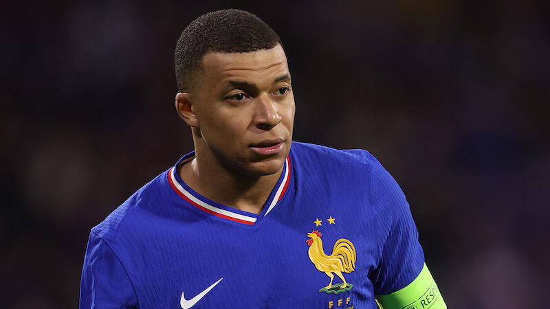 Kylian Mbappe (25)