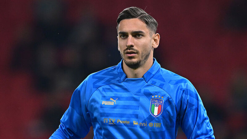 Alex Meret (27)