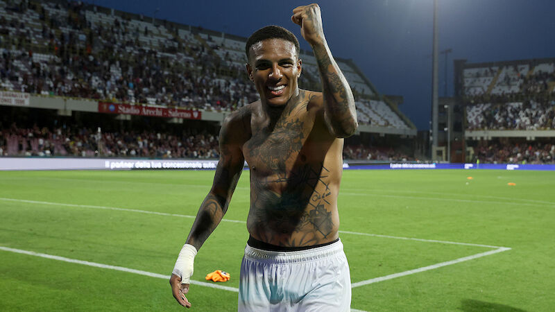 Michael Folorunsho (26)