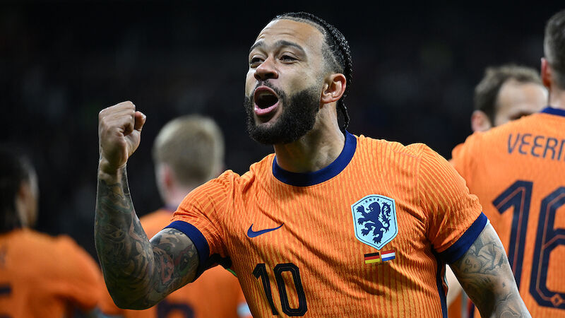 Memphis Depay (30)