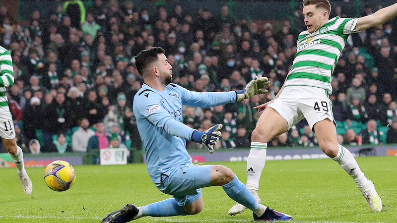 Liam Kelly (28)