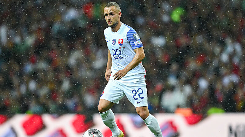 Stanislav Lobotka (29)
