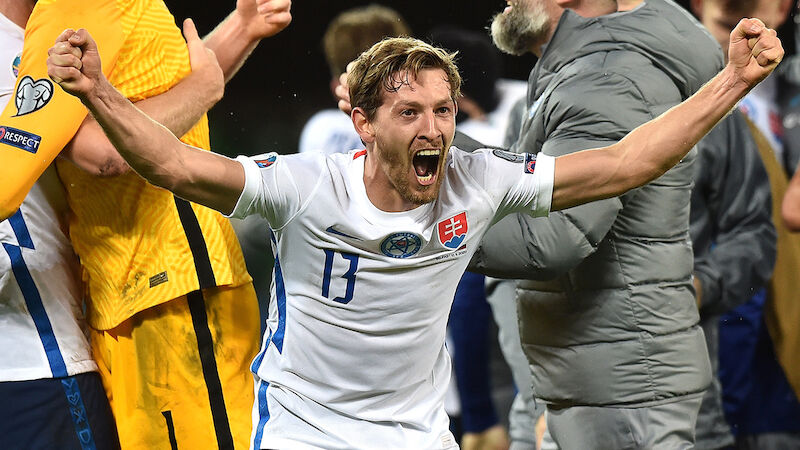 Patrik Hrosovsky (32)