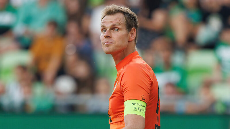Dénes Dibusz (33)