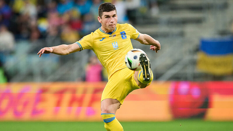 Ruslan Malinovskyi (31)