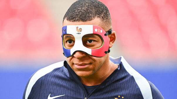  Mbappé weiterhin gezwungen, Maske zu tragen