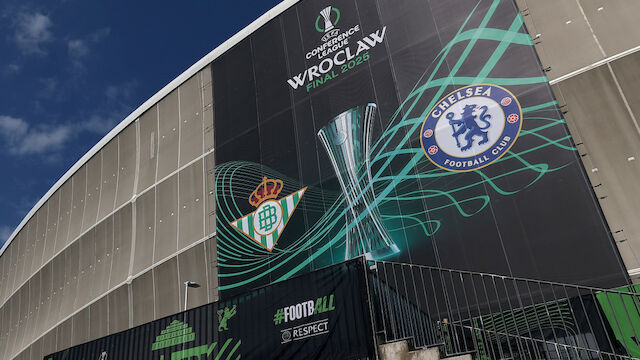 Hier kannst du das Conference-League-Finale live schauen