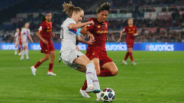 Barcelona schlägt Wenningers Roma im Viertelfinal-Hinspiel
